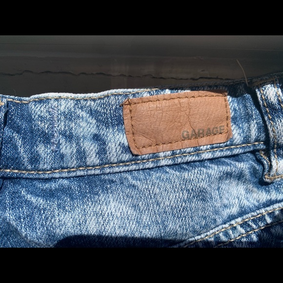 shorts - Picture 3 of 3